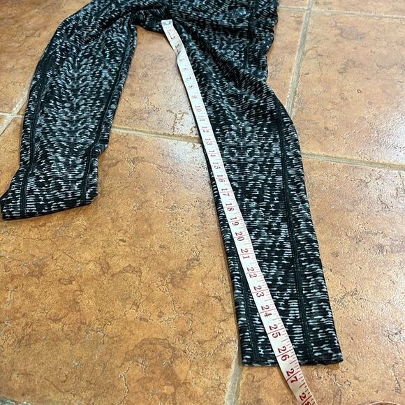 The north face black and gray super soft legging size SP - Picture 8 of 8